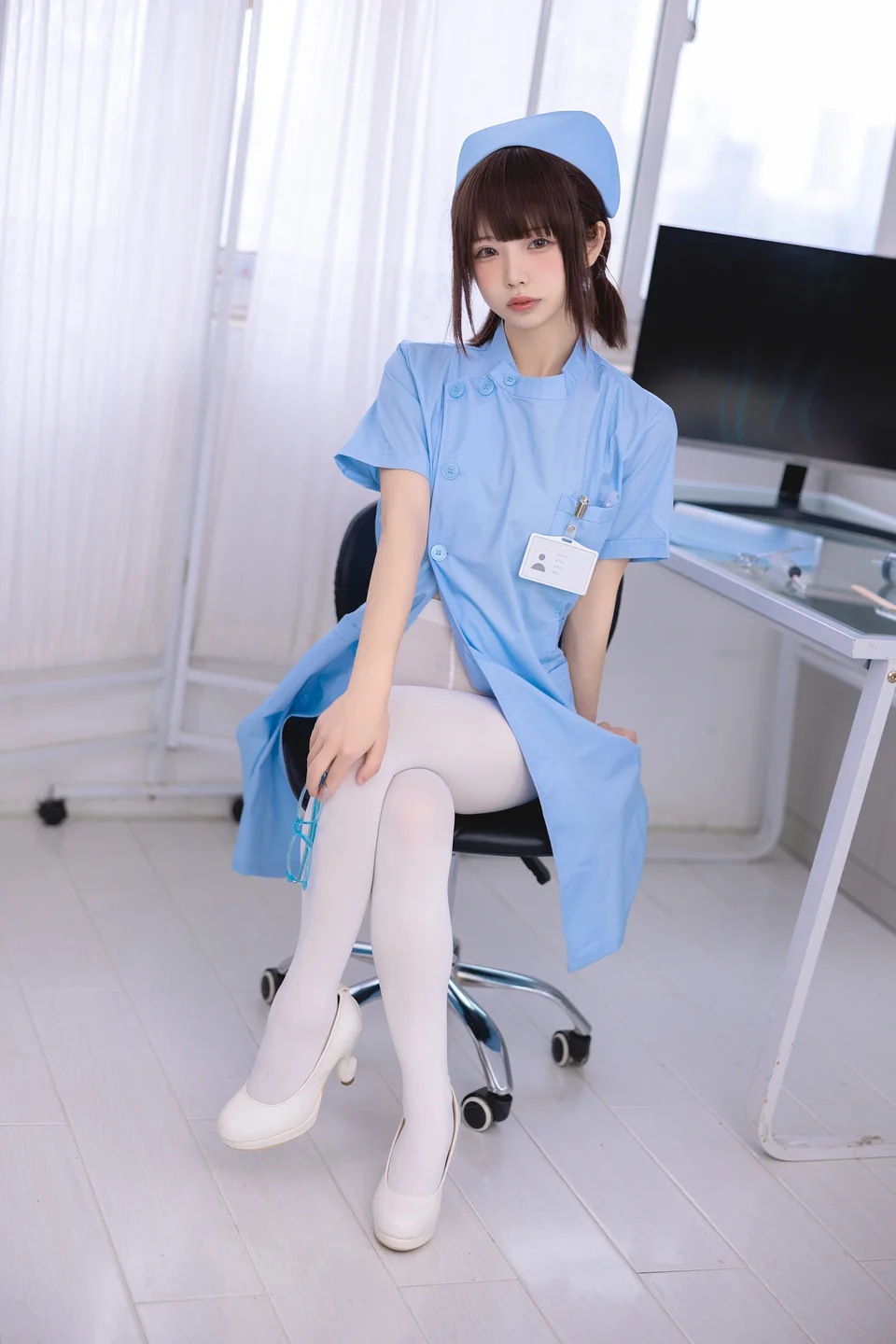 十万珍吱伏特 - 护理实习生 [155P,1V-1.38GB] tg@simisebaisi 【丝足阁】058.webp